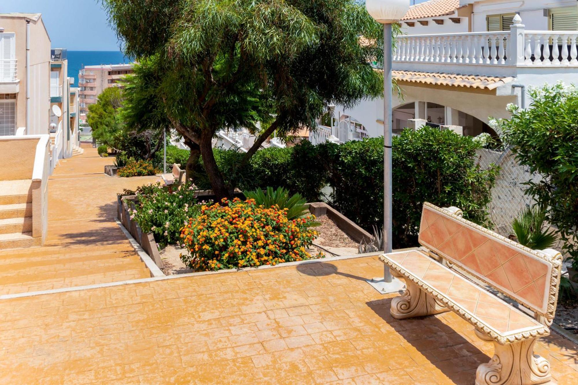 Espanatour Los Leandros Torrevieja Exterior photo